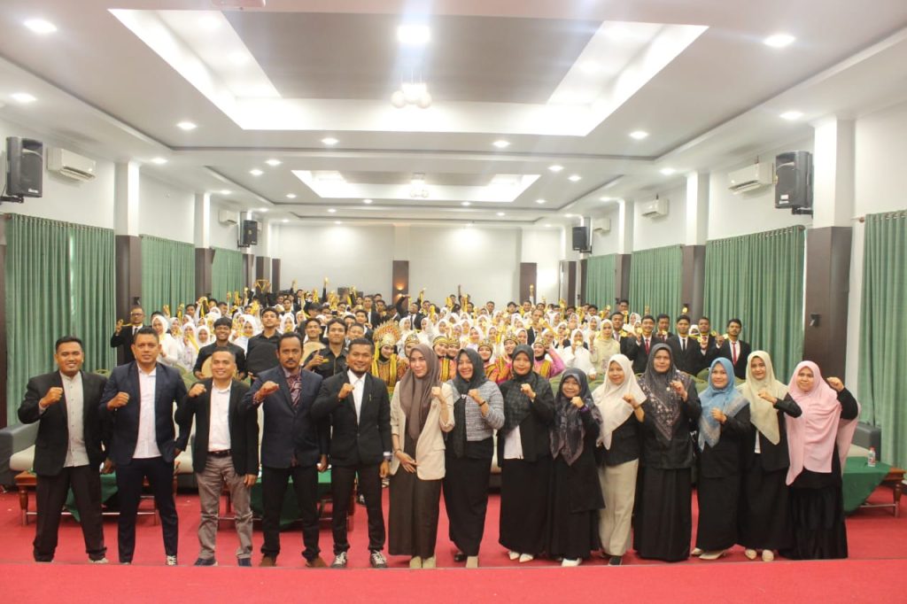 Yudisium Gelombang VIII Fakultas Komputer dan Multimedia UNIKI Berjumlah 162 Mahasiswa: Dari Kampus Ke Dunia Digital, Peran Alumni Dalam Menginspirasi Inovasi dan Perubahan