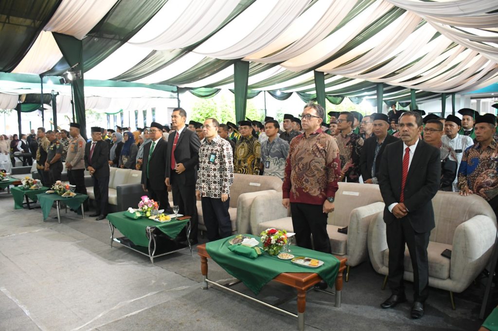 Rapat Senat Terbuka Wisuda V Program Sarjana dan Magister Universitas Islam Kebangsaan Indonesia (UNIKI) Bireuen Tahun 2025: Sebagai Strategi Penguatan Kualitas Sumber Daya Manusia Aceh.