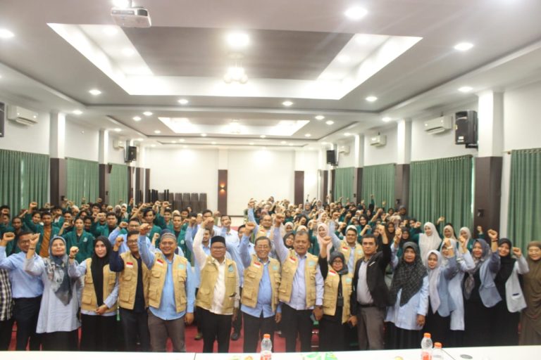 Peran Strategis Mahasiswa UNIKI dalam Penanggulangan Bencana Banjir dan Tanah Longsor: Implementasi KKM Tematik Angkatan VI Tahun 2025 di Kabupaten Bireuen Tahap I