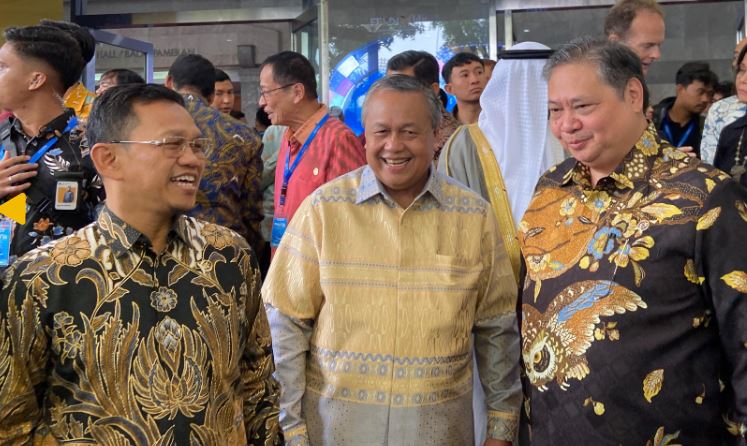 Ketegangan Dunia Berlanjut, Indonesia Fokus Ekonomi dan Teknologi