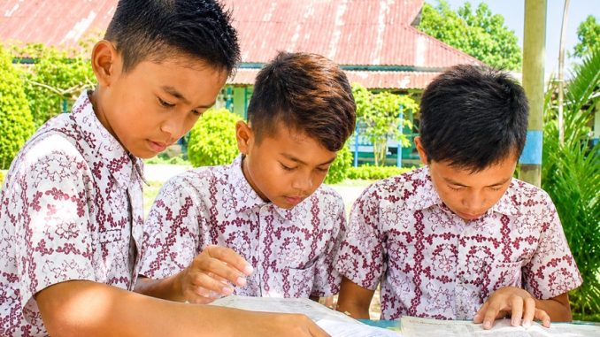 Pendidikan Berbasis Budaya Lokal