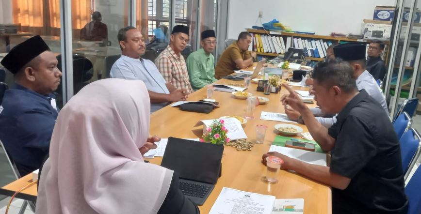 Pengurus  MPA Kabupaten Bireuen Masuk Kerja Perdana